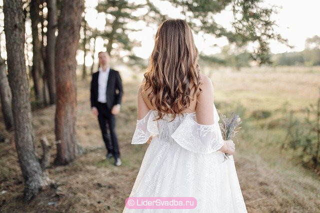 Жених не должен видеть платье невесты до свадьбы